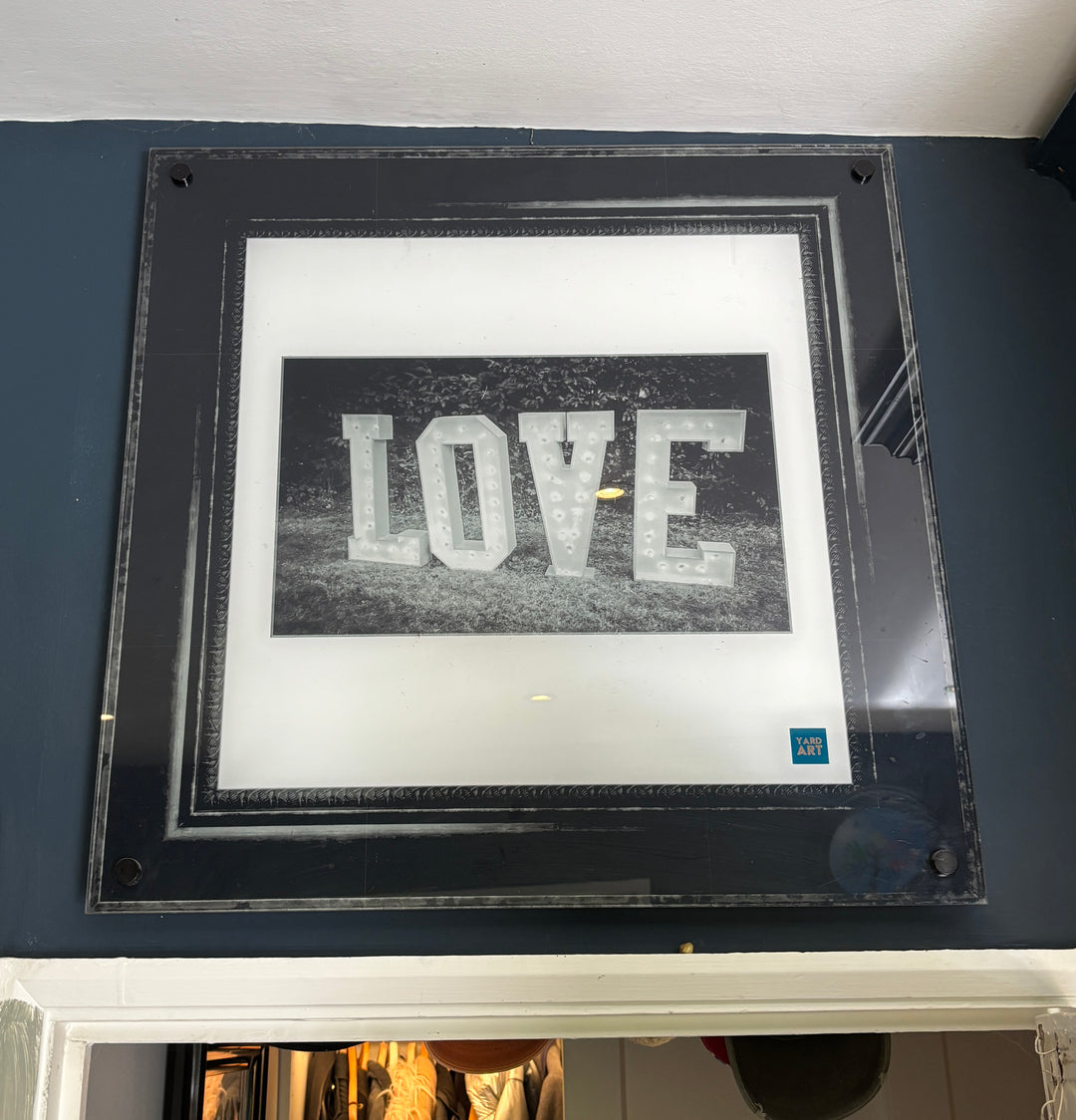 PRELOVED - LOVE