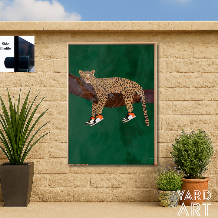 LEOPARD WEARING SNEAKERS